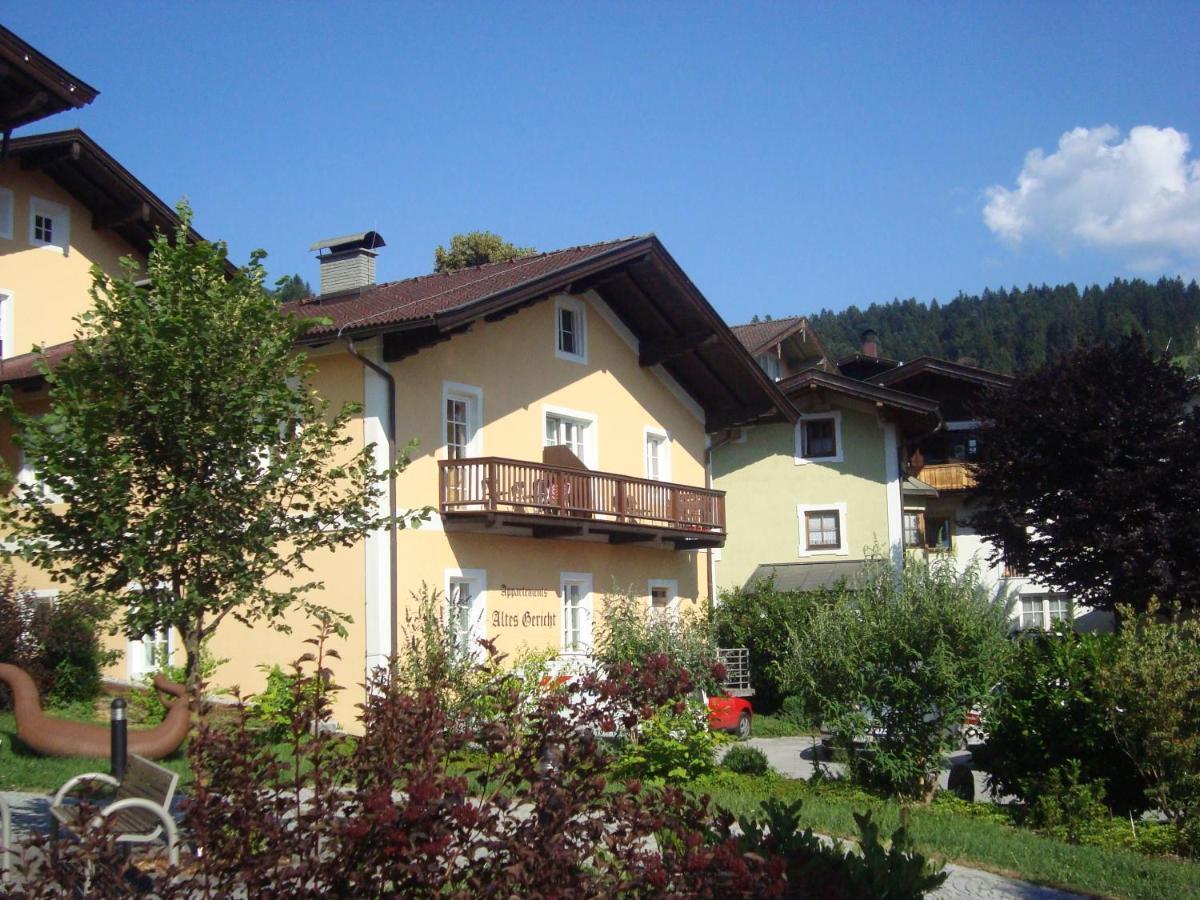 הופגרטן אים בריקסנטל Appartements Altes Gericht מראה חיצוני תמונה
