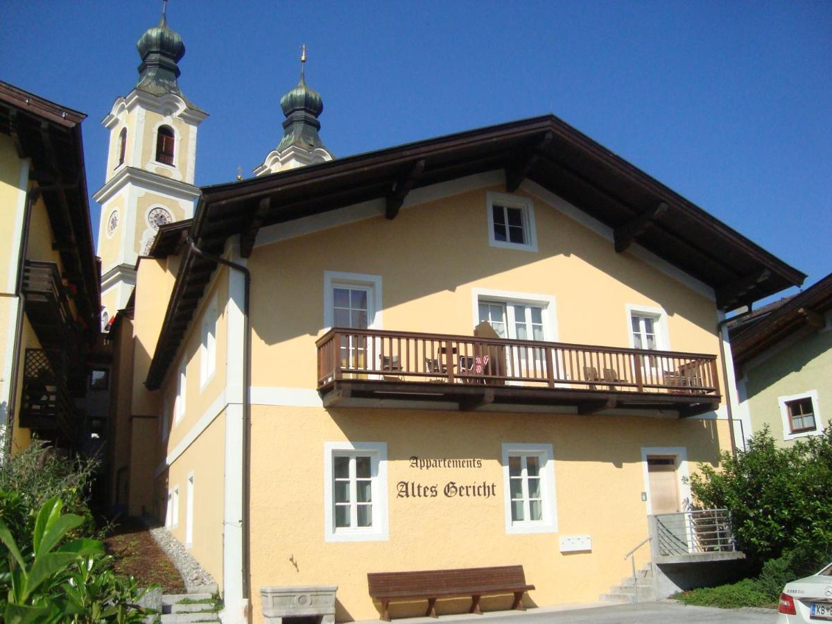 הופגרטן אים בריקסנטל Appartements Altes Gericht מראה חיצוני תמונה